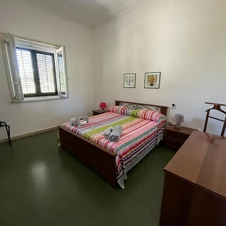 Serrano * パレルモ